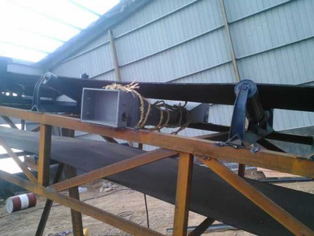 平板金屬探測儀使用現(xiàn)場